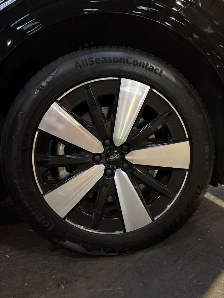 Ford Capri 79 Select Extended Range AWD 5d