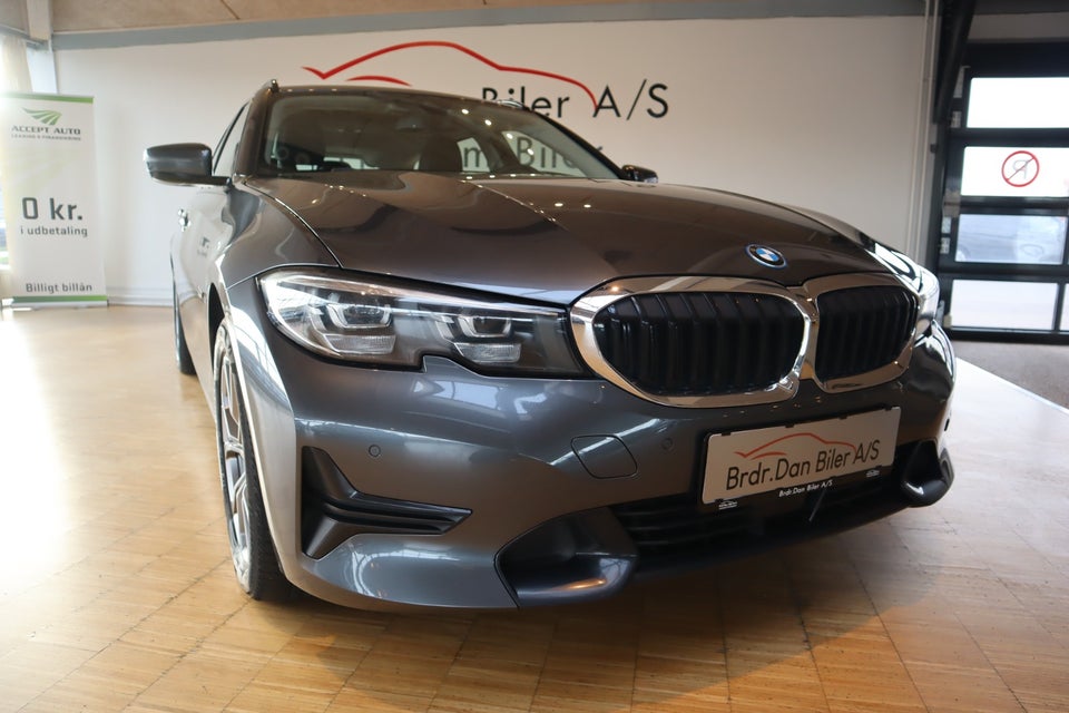 BMW 330e 2,0 Touring Sport Line aut. 5d