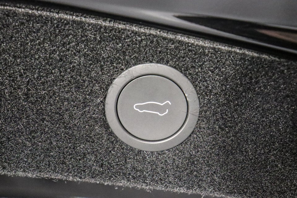 Tesla Model 3 RWD 4d