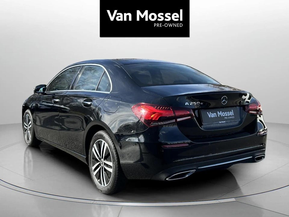 Mercedes A250 e 1,3 Progressive aut. 4d