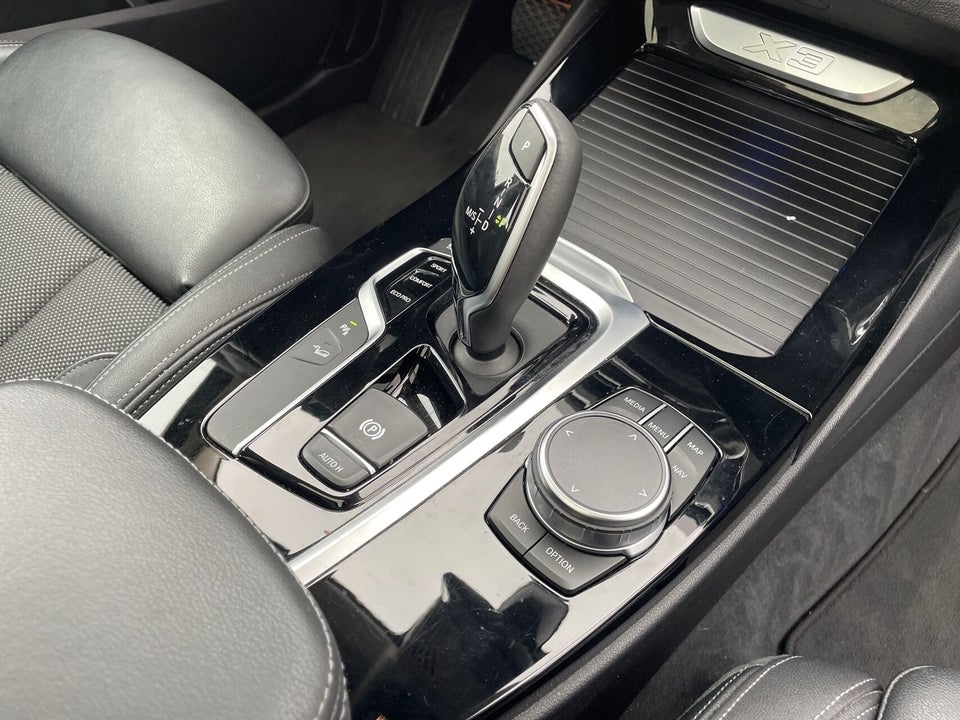 BMW X3 2,0 xDrive30i X-Line aut. 5d