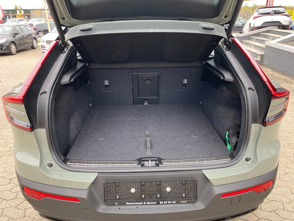 Volvo EC40 Extended Range Plus 5d