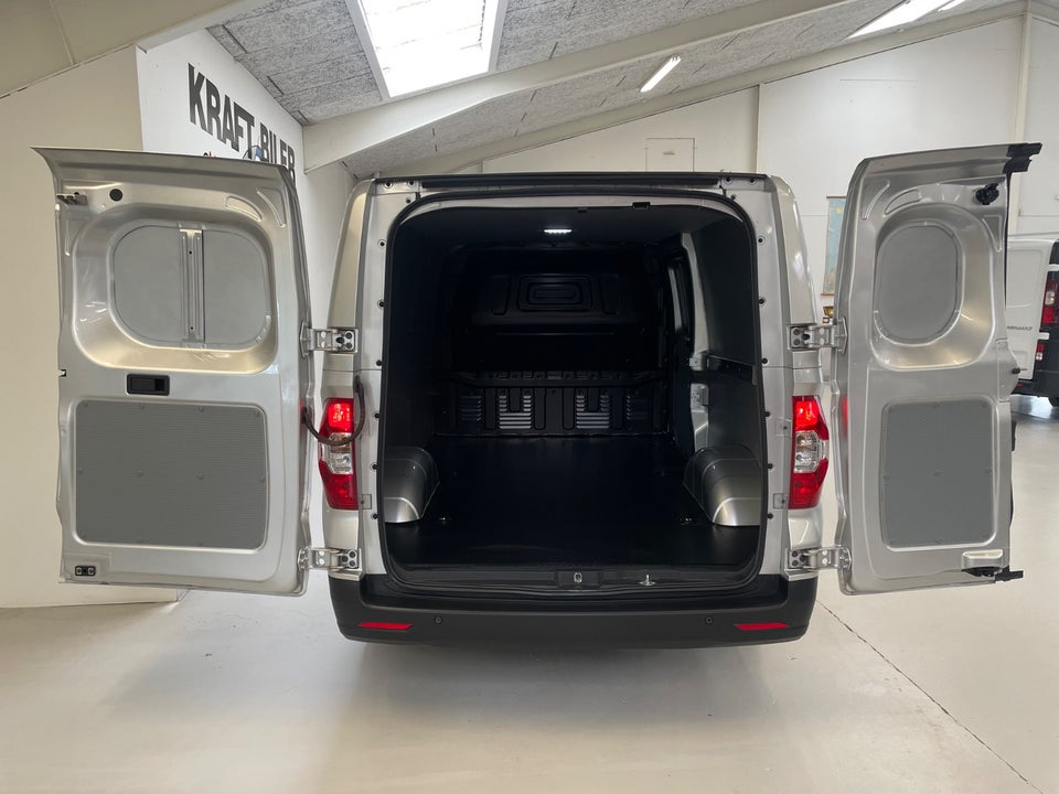 Maxus e-Deliver 3 50 Cargo Van LWB