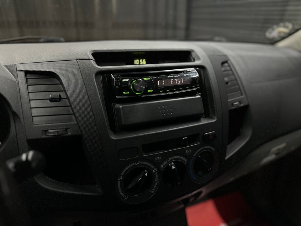 Toyota HiLux 2,5 D-4D 120 Ex.Kab 2d