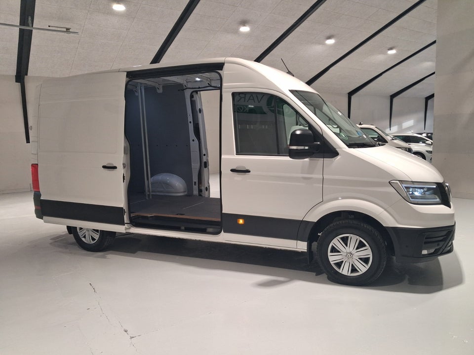 VW Crafter 35 2,0 TDi 177 Kassevogn L3H3 aut.
