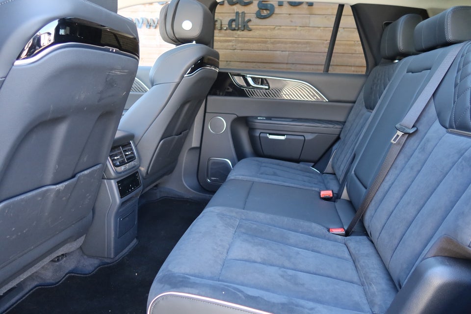 Hongqi E-HS9 99 Premium 5d