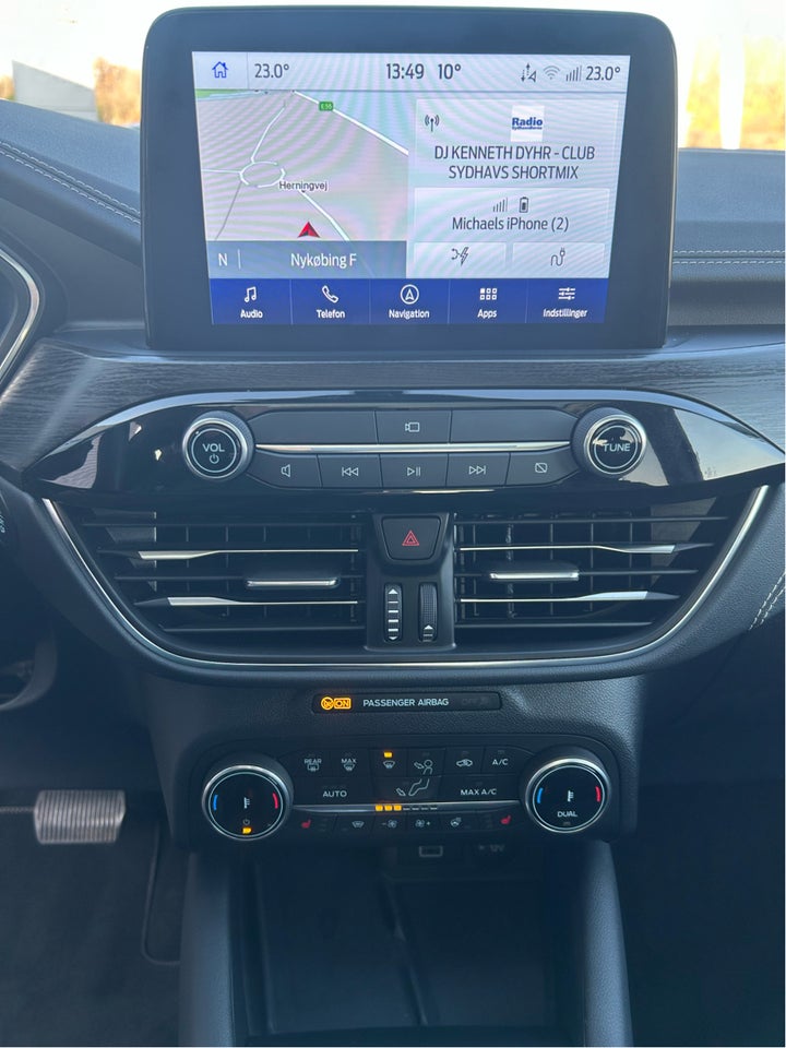 Ford Kuga 2,5 PHEV Vignale CVT 5d