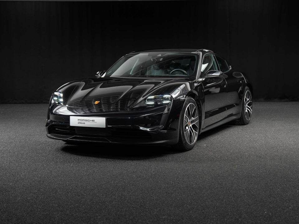 Porsche Taycan 4d