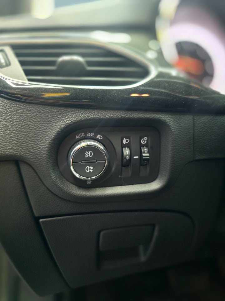 Opel Astra 1,5 D 122 Edition Sports Tourer aut. 5d