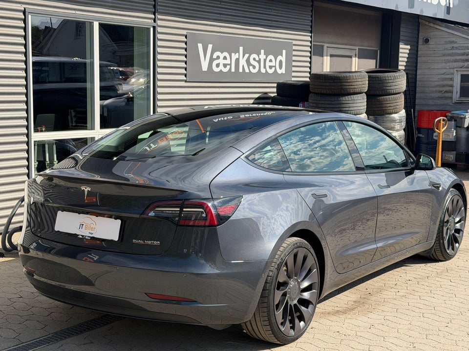 Tesla Model 3 Performance AWD 4d