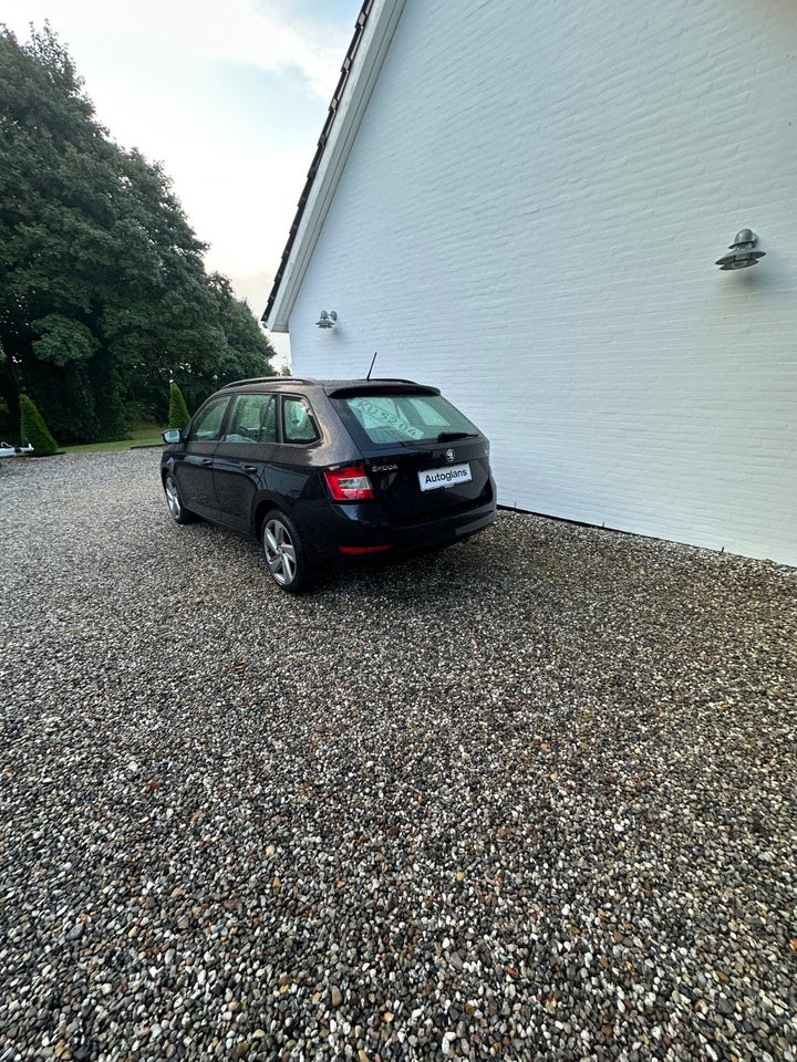 Skoda Fabia 1,0 TSi 110 Style Combi DSG 5d
