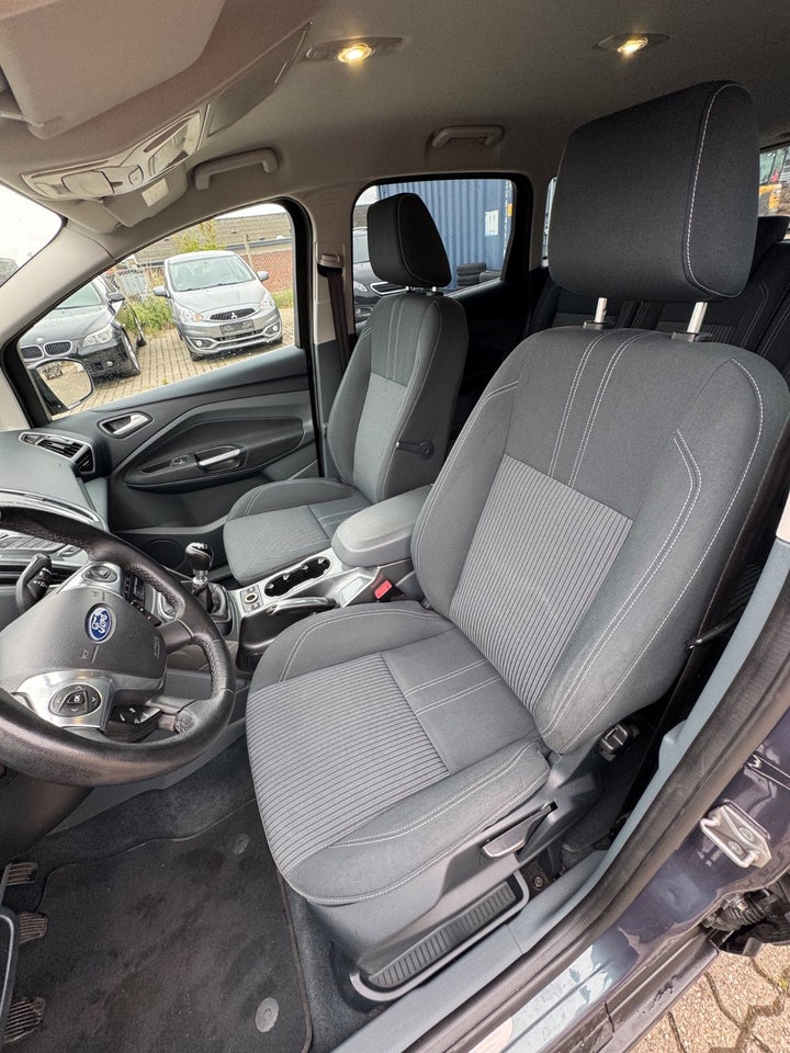 Ford C-MAX 1,6 SCTi 150 Titanium 5d