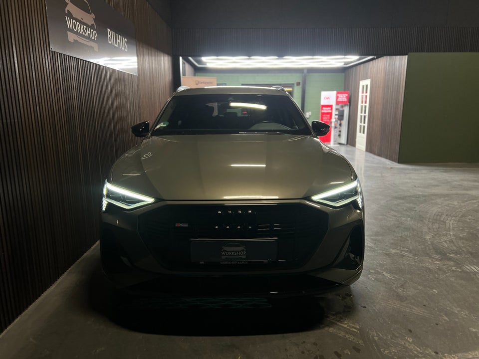 Audi e-tron 55 Black Edition S-line quattro 5d