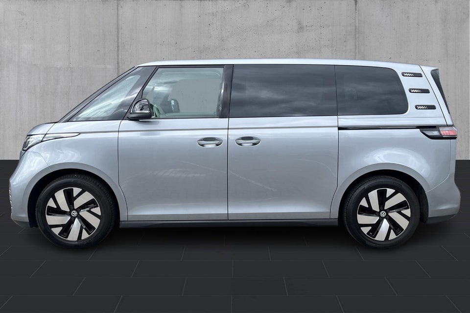 VW ID. Buzz 77 Pro SWB 5d