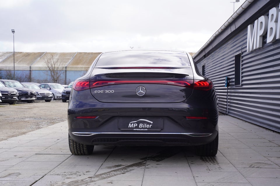 Mercedes EQE300 AMG Line 4d