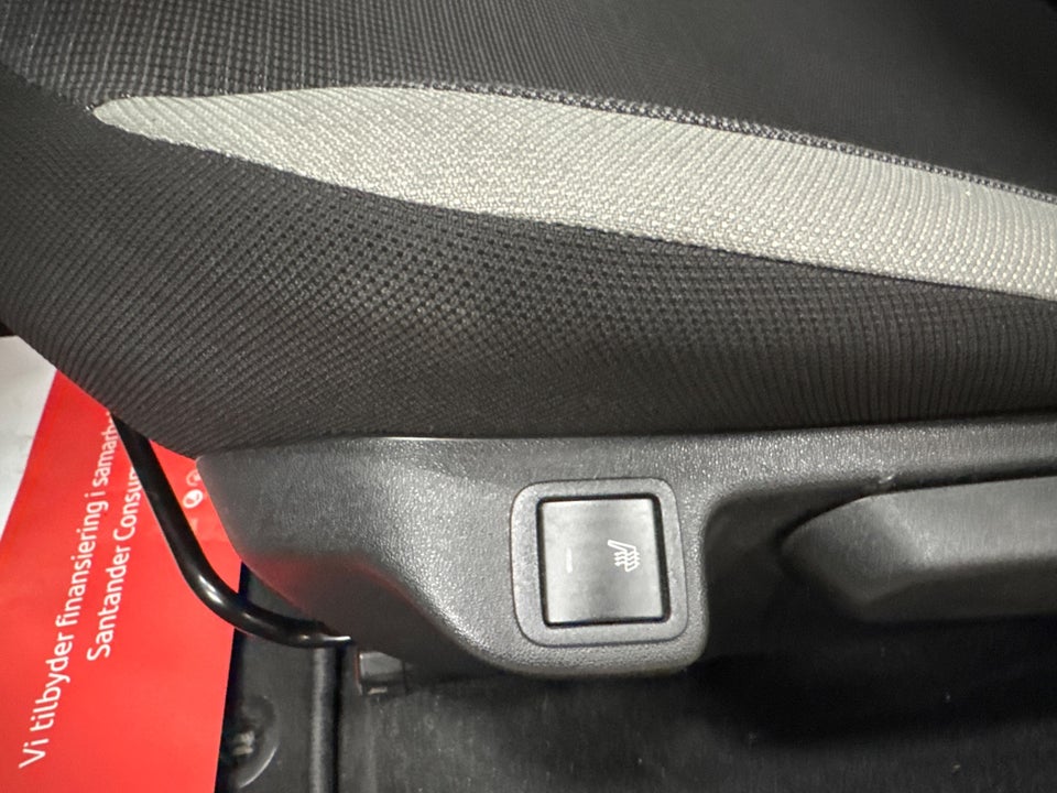 Toyota Aygo 1,0 VVT-i x-press 5d