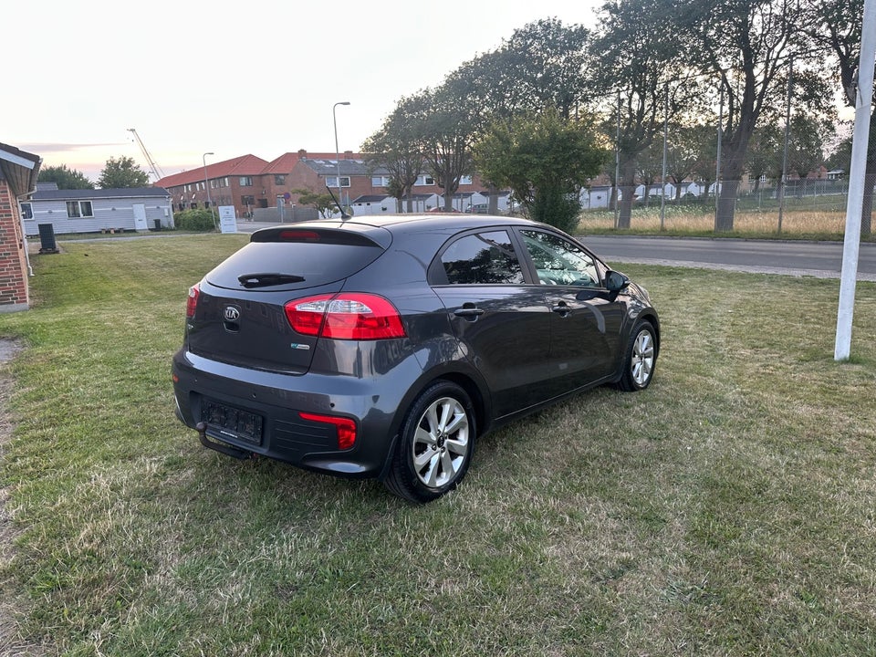 Kia Rio 1,2 CVVT Limited 5d