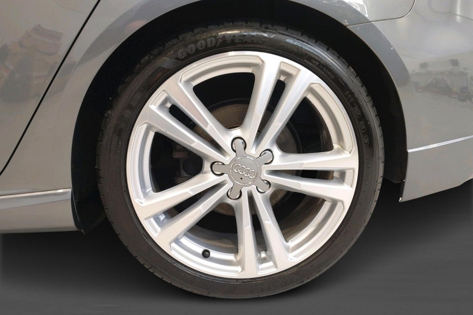 Audi A3 35 TFSi Sport Limited Sportback S-tr. 5d