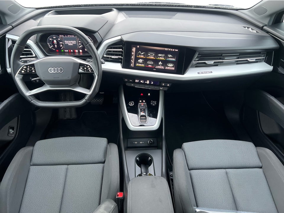 Audi Q4 e-tron 40  5d