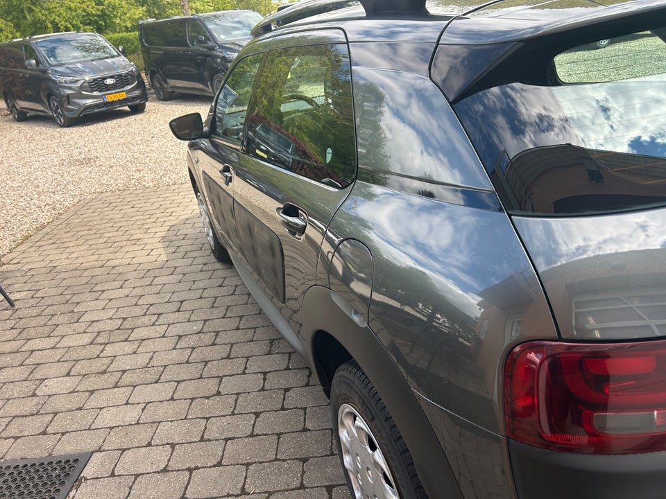 Citroën C4 Cactus 1,6 BlueHDi 100 Cool Comfort Van 5d