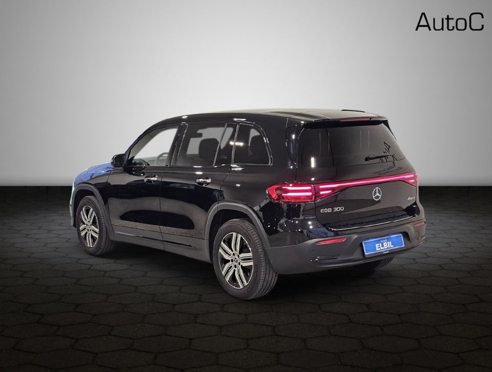 Mercedes EQB300 Progressive Advance Plus 4Matic 7prs 5d