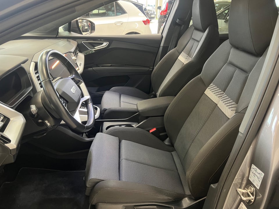 Audi Q4 e-tron 40 Advanced 5d