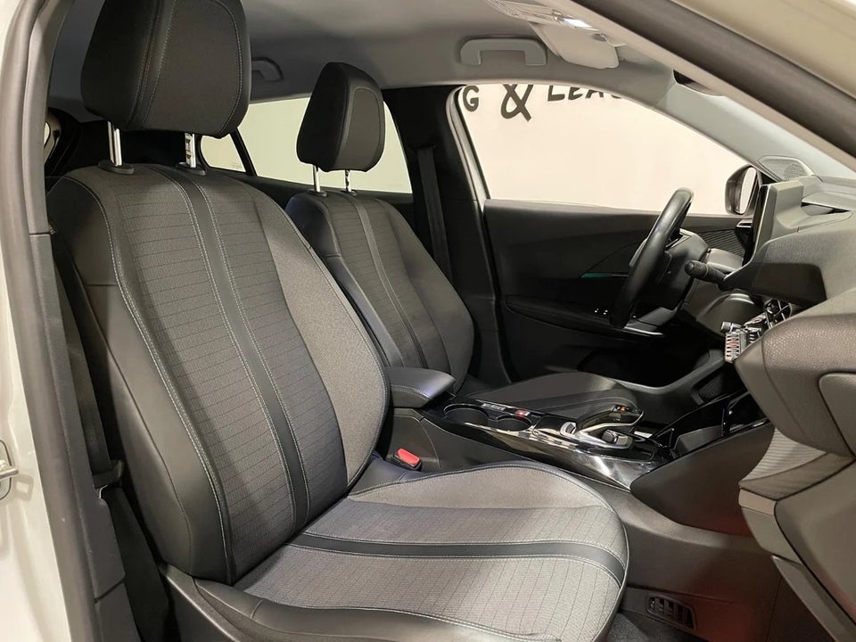 Peugeot e-2008 50 Allure Pack 5d
