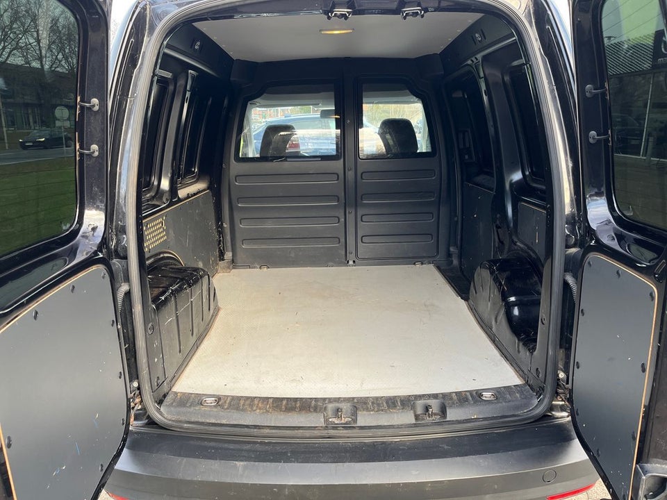 VW Caddy 2,0 TDi 102 BMT Van 4d