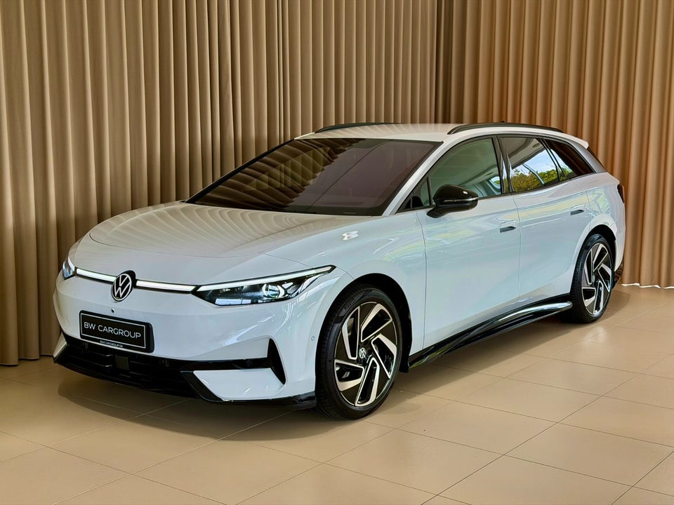 VW ID.7 77 Pro Tourer 5d