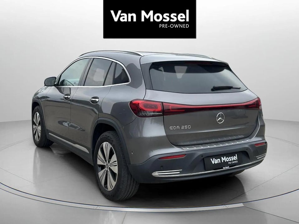 Mercedes EQA250 Progressive 5d