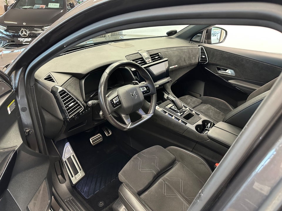 DS DS 7 CrossBack 1,6 E-Tense Prestige EAT8 AWD 5d