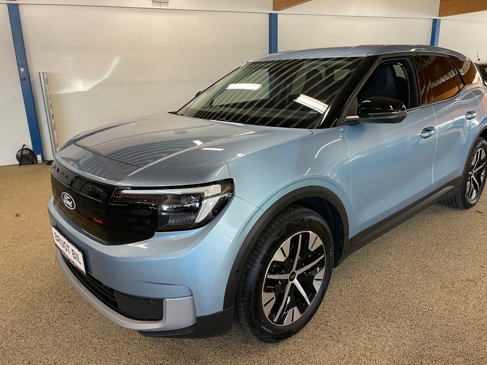 Ford Explorer 79 Select Extended Range AWD 5d