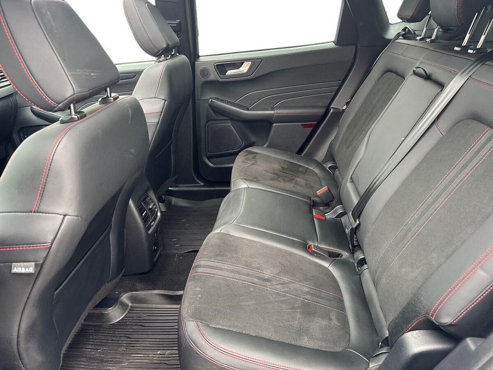 Ford Kuga 2,5 PHEV ST-Line X CVT 5d