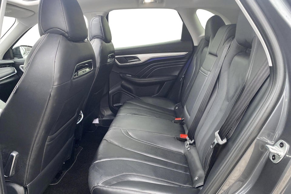 MG Marvel R Luxury 5d