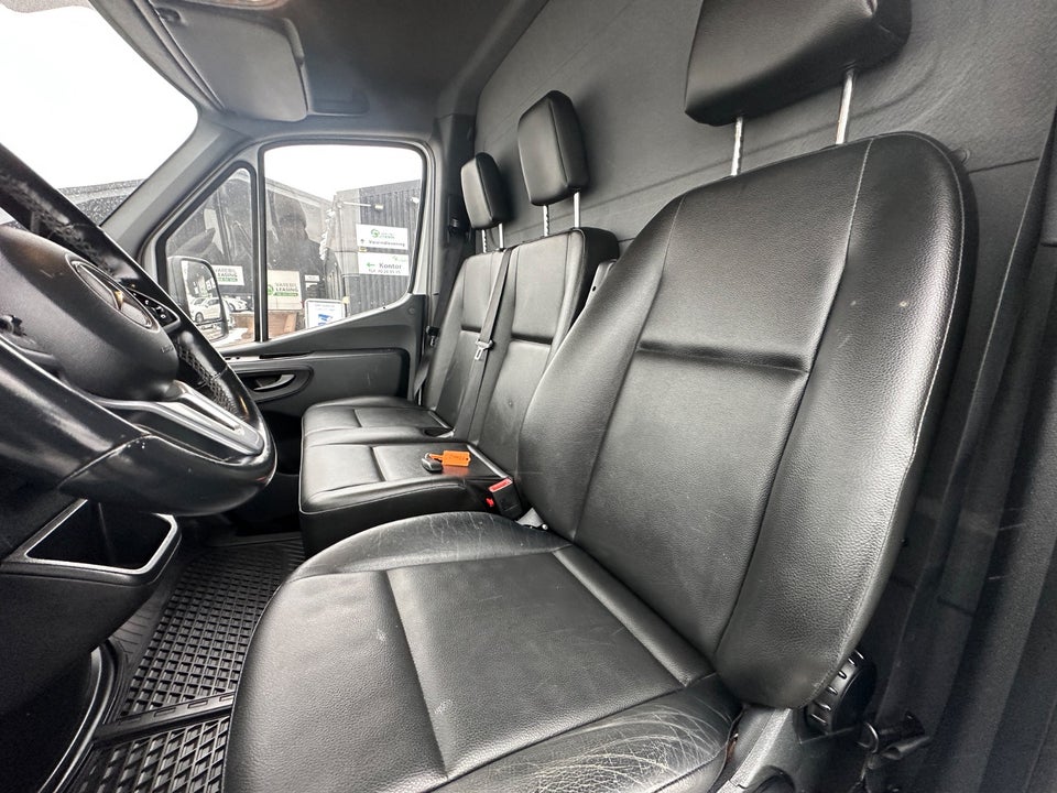 Mercedes Sprinter 214 2,2 CDi A2 Chassis aut. FWD 2d