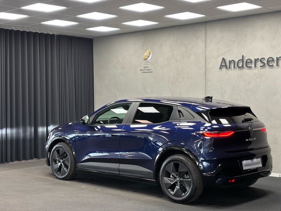 Renault Megane E-Tech 40 Equilibre 5d