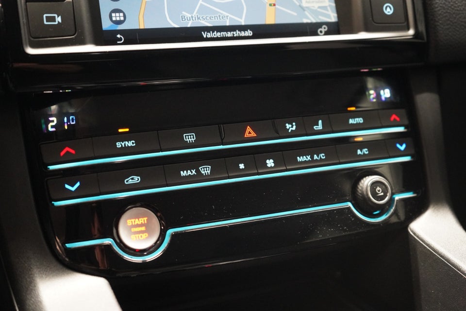 Jaguar F-Pace 2,0 D180 Pure aut. 5d