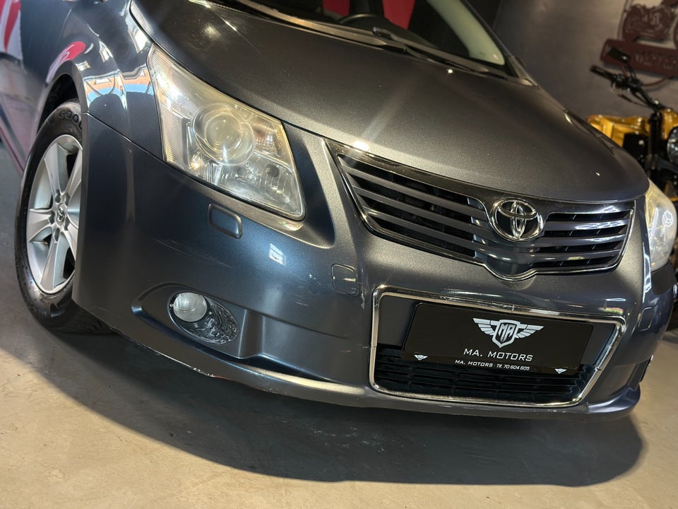 Toyota Avensis 2,0 VVT-i T2 stc. E-CVT 5d