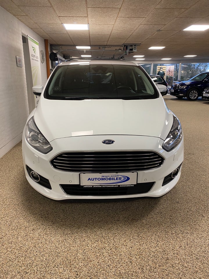 Ford S-MAX 2,0 TDCi 180 Titanium aut. 5d