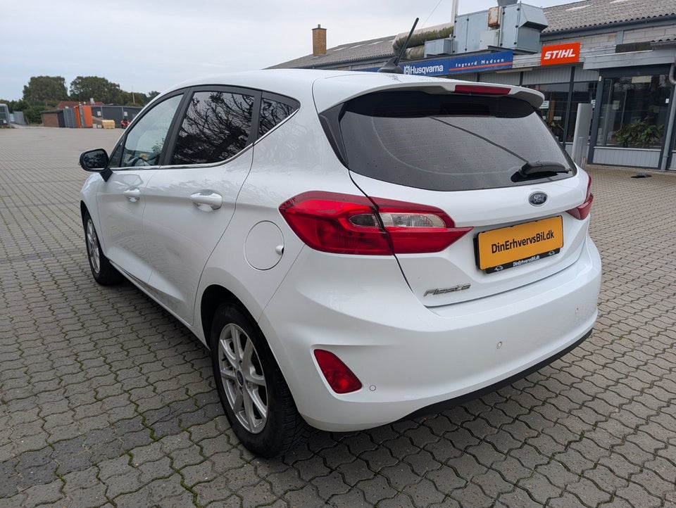 Ford Fiesta 1,5 TDCi 85 Titanium Van 5d