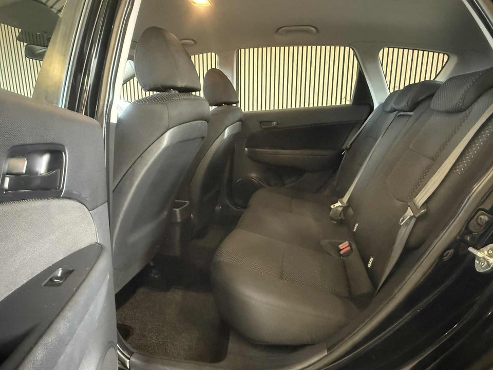 Hyundai i30 1,6 CRDi 90 Blue Drive CW 5d