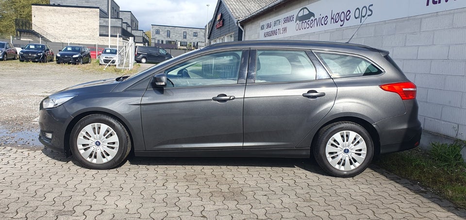 Ford Focus 1,0 SCTi 125 Business stc. 5d