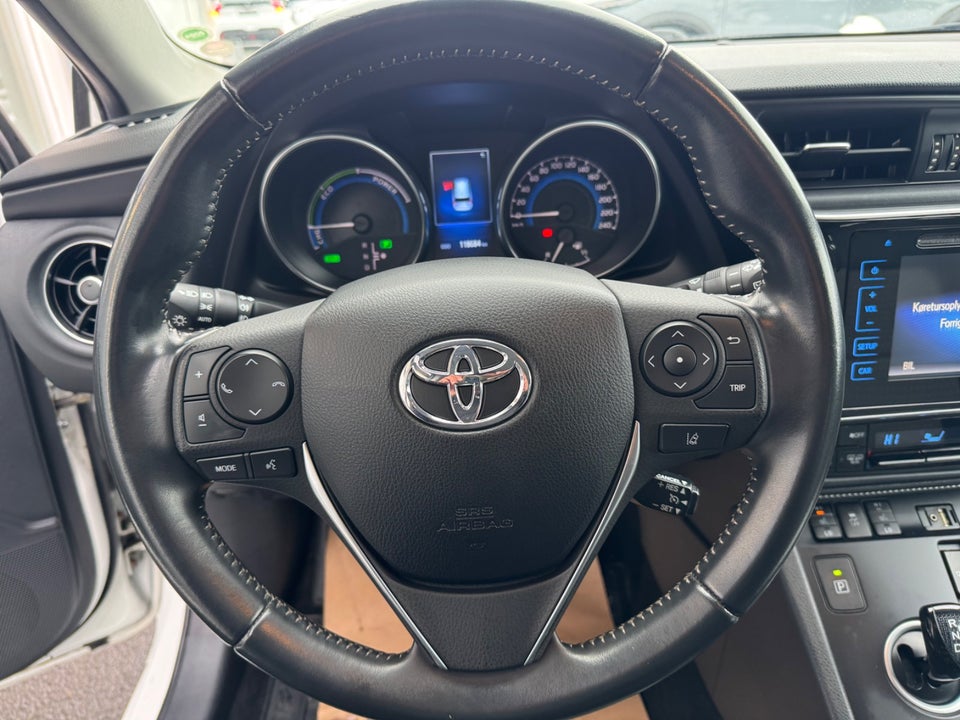 Toyota Auris 1,8 Hybrid H2 Comfort Touring Sports CVT 5d