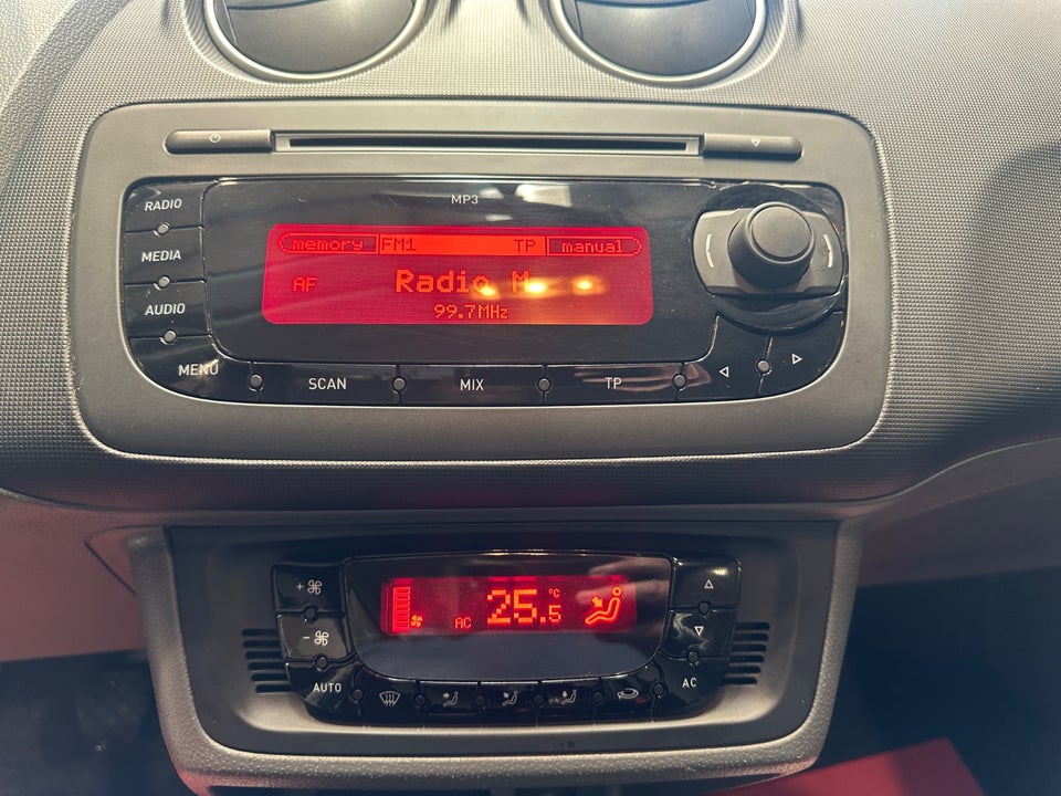 Seat Ibiza 1,6 TDi 90 Style ST 5d