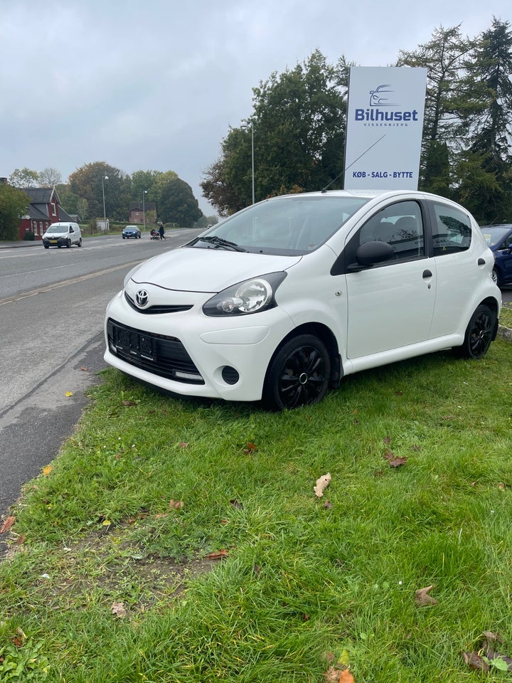 Toyota Aygo 1,0 VVT-i T1 5d