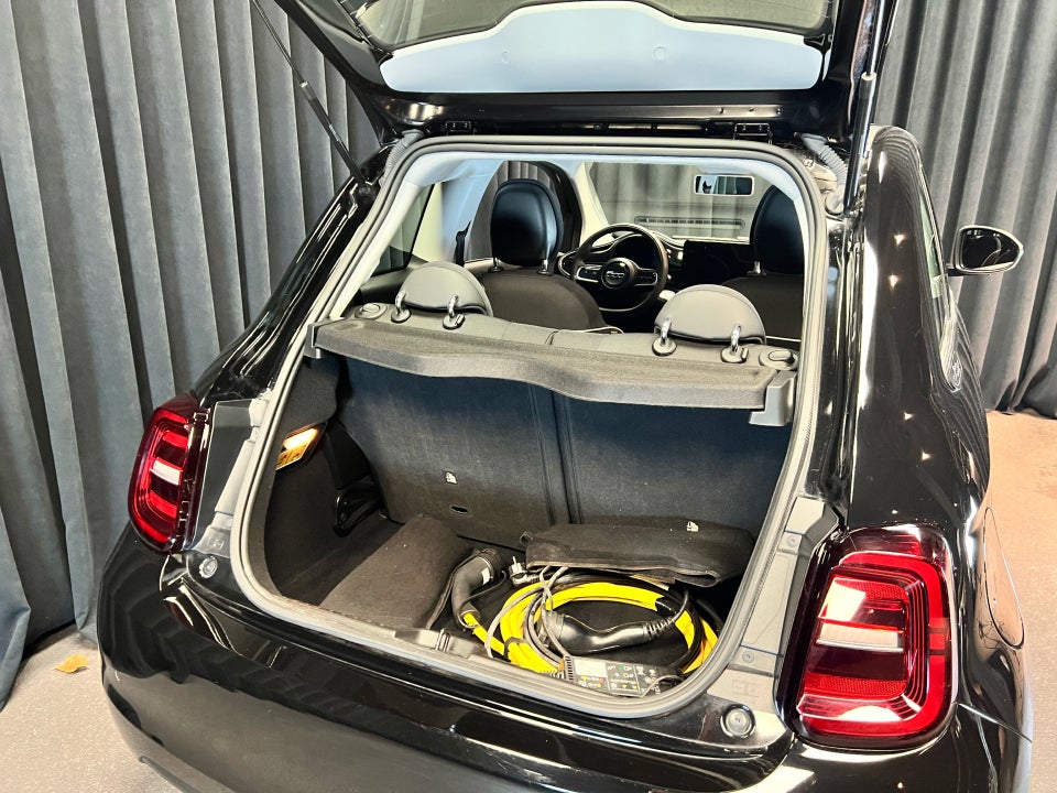 Fiat 500e 42 Icon 3d