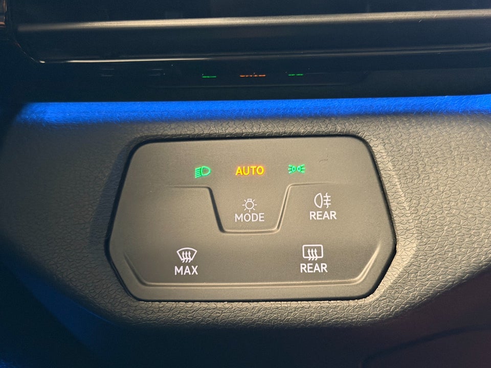 VW ID.4 77 Pro 4Motion 5d