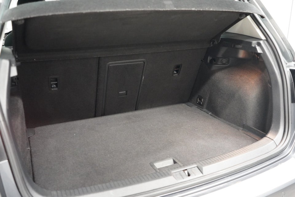 VW Golf VII 1,5 TSi 150 Highline DSG 5d