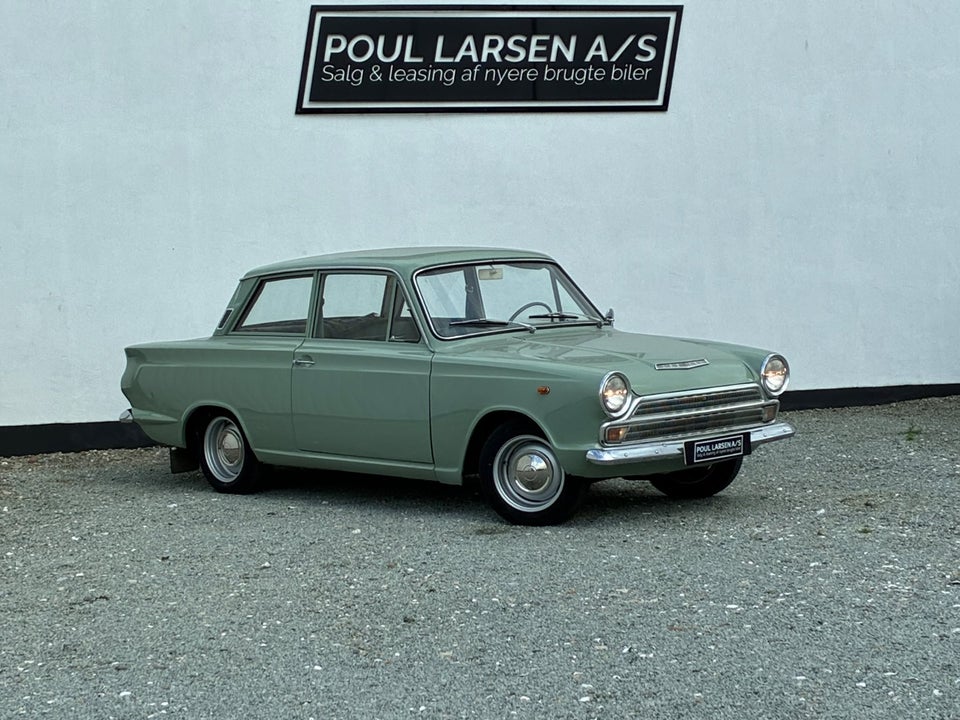 Ford Cortina 1,2 De Luxe 2d