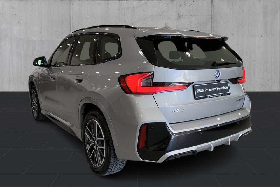 BMW iX1 eDrive20 Fully Charged M-Sport 5d